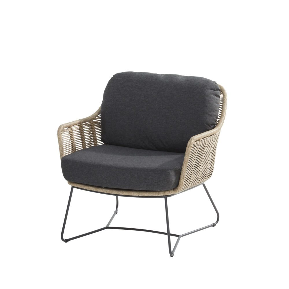 Belmond Living Chair