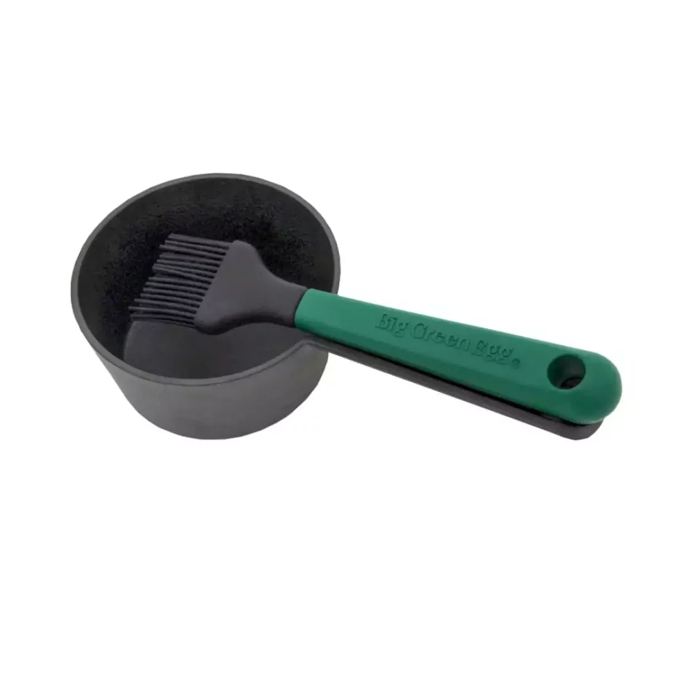 Cast Iron Sauce Pot Met Basting Brush van Big Green Egg