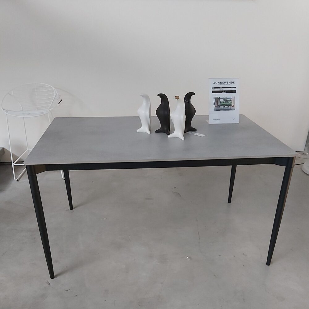 Marguerite tafel 140x90cm