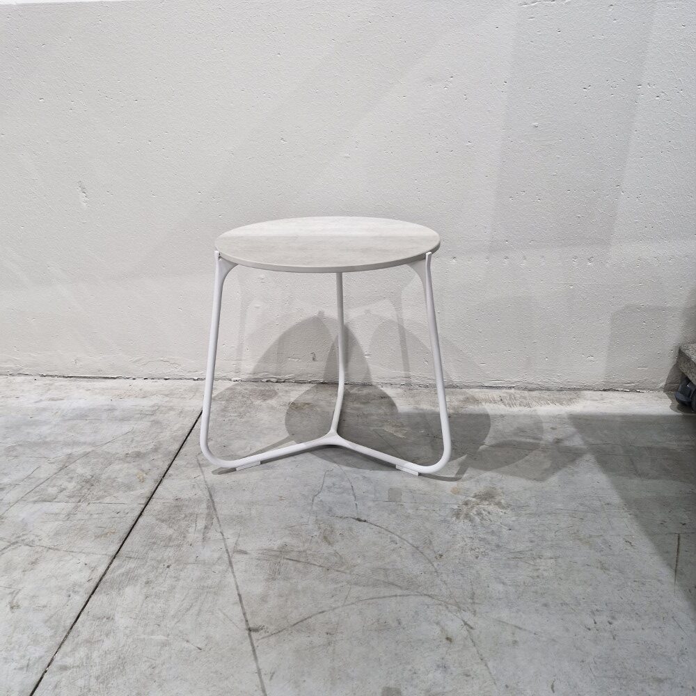 Mood Koffietafel White Perla 42cm van Manutti voor € 725