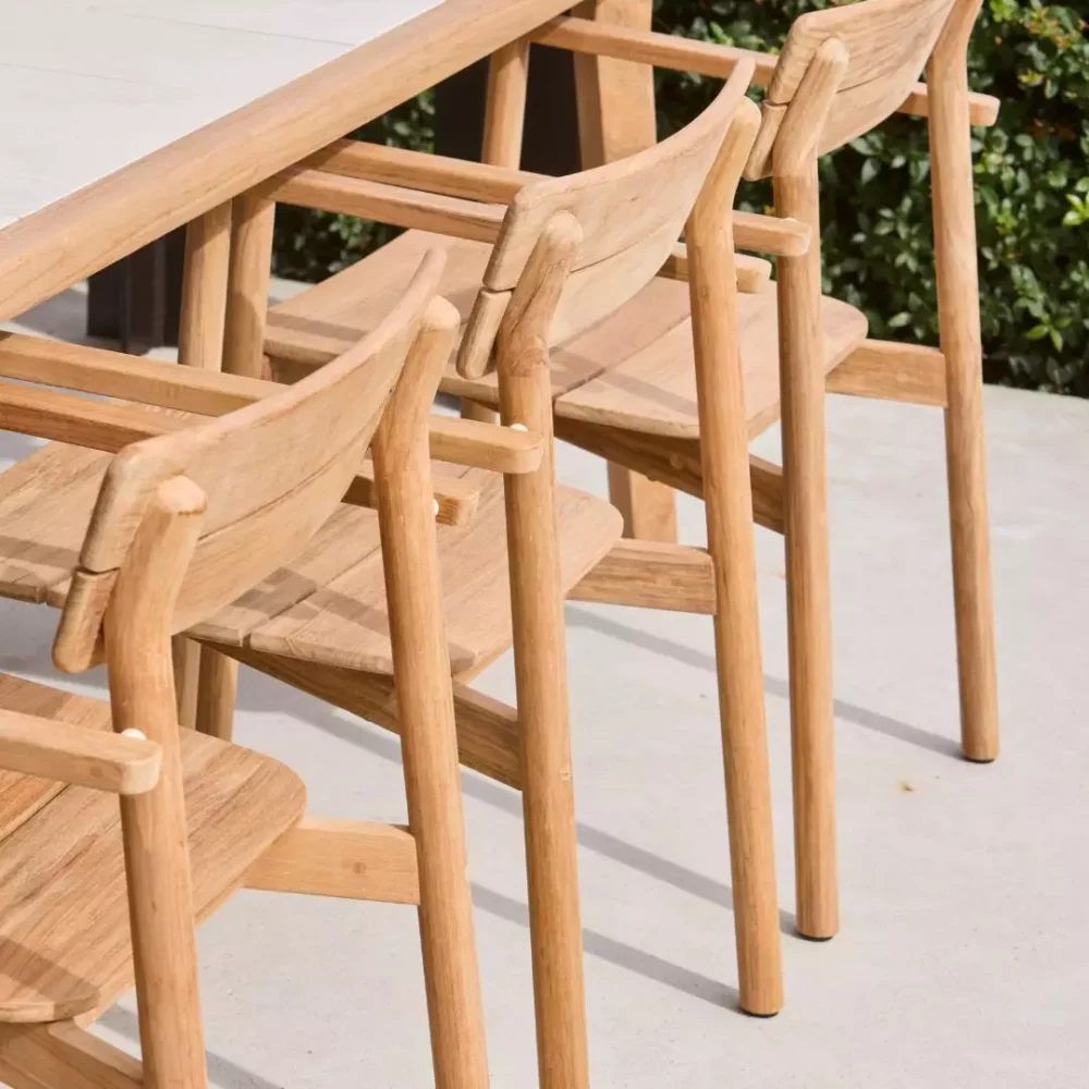 Lynn Teak Armstoel van Jati & Kebon