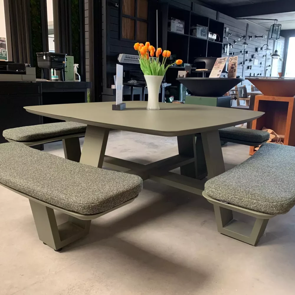 Squadro Dining Table Groen – Toonzaalmodel van Taste 4SO