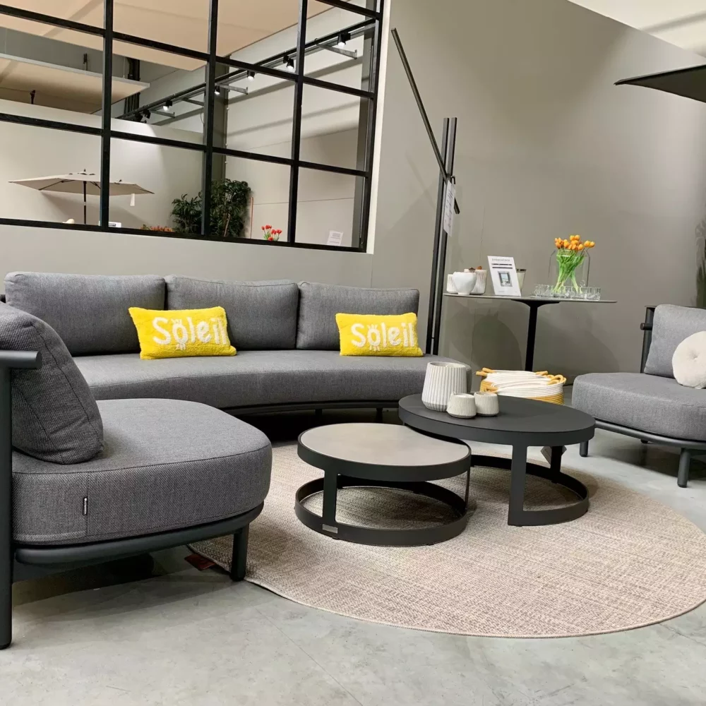 Organo Lounge Set Antraciet – Toonzaalmodel van Jati Kebon