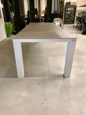 Square Tafel 280x100cm Met Glasstop Taupe van Jati Kebon