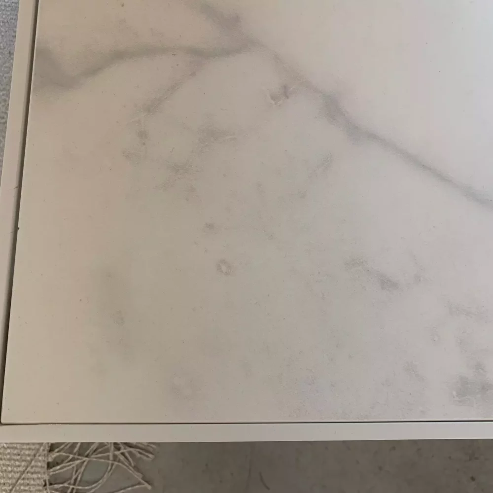 Burford Koffietafel Keramiek Calacata Toonzaalmodel van Jati Kebon