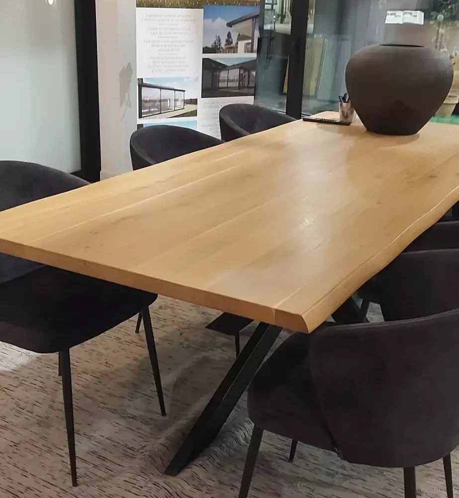 Castle Line Eettafel Met 6 Stoelen – Toonzaalmodel van Castle Line