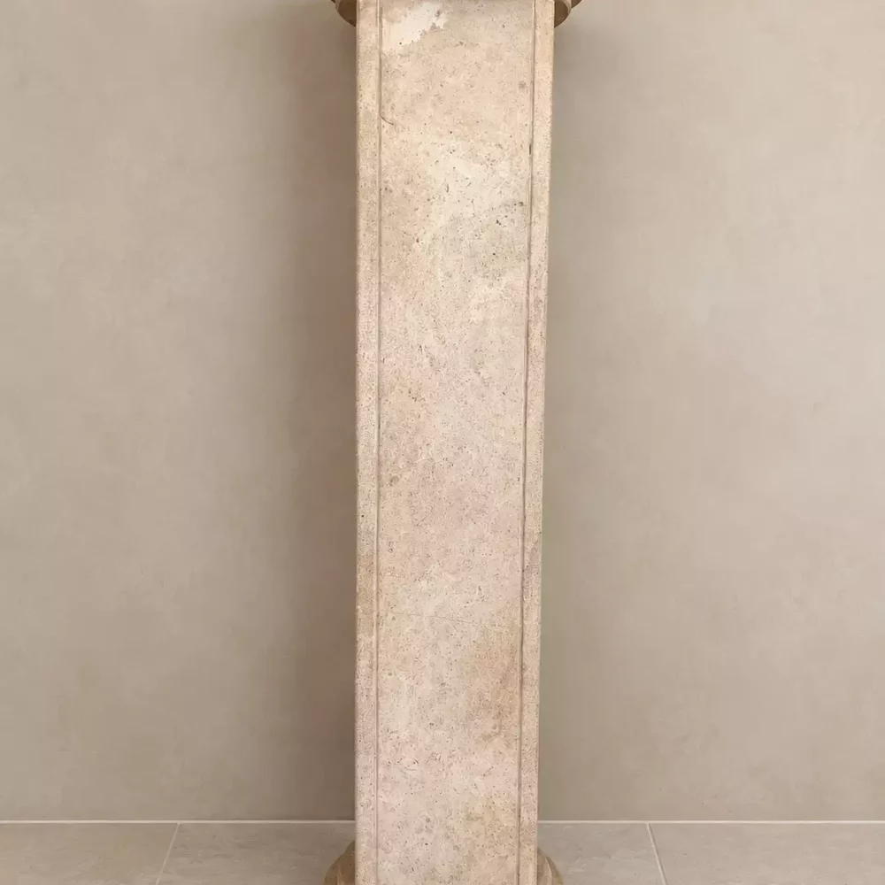 Travertin Console – Hoogte 101 Cm van Gommaire