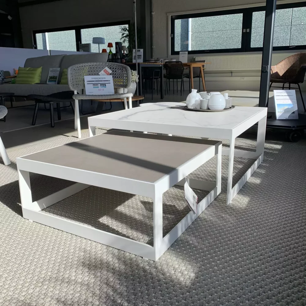 Burford Koffietafel Keramiek Calacata Toonzaalmodel van Jati Kebon