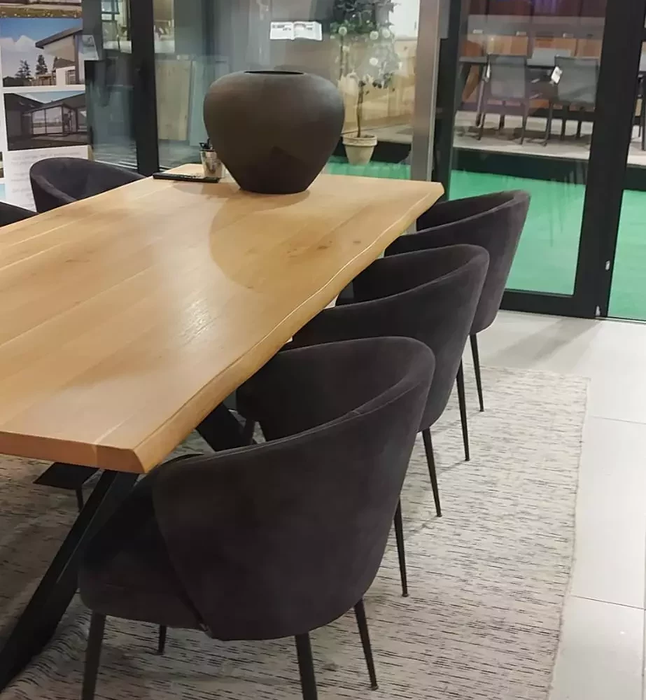 Castle Line Eettafel Met 6 Stoelen – Toonzaalmodel van Castle Line
